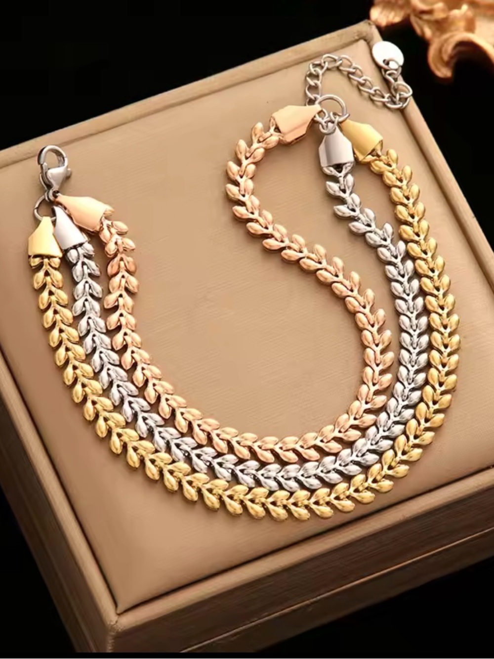 Tri-Tone Women’s Leaf Chain Bracelet - Gold, Rose Gold & Silver